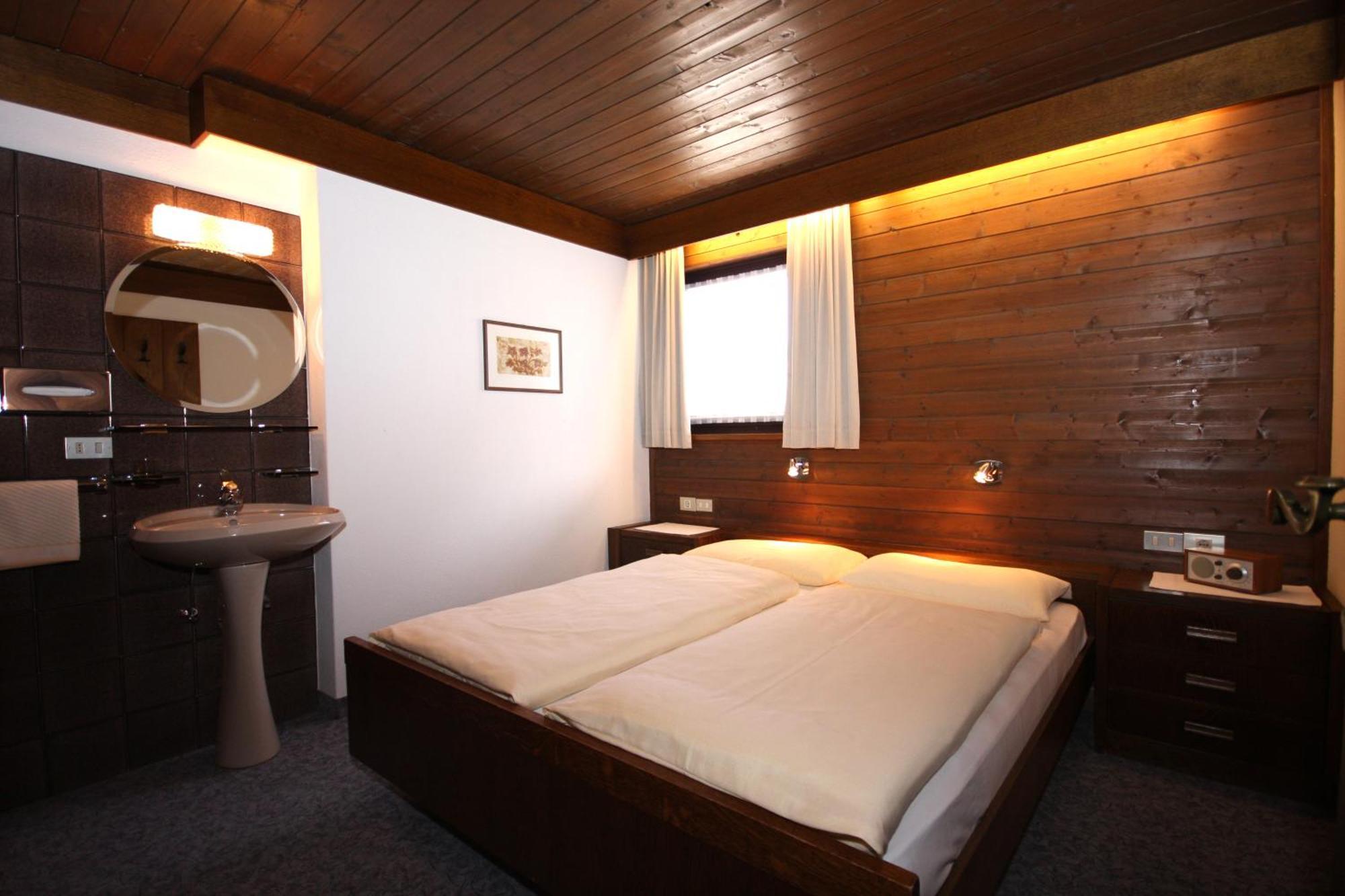 Apartments Residence Alta Badia Colfosco Δωμάτιο φωτογραφία