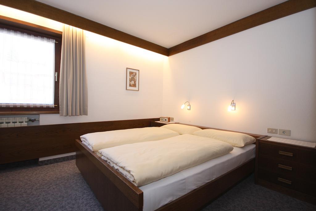 Apartments Residence Alta Badia Colfosco Δωμάτιο φωτογραφία